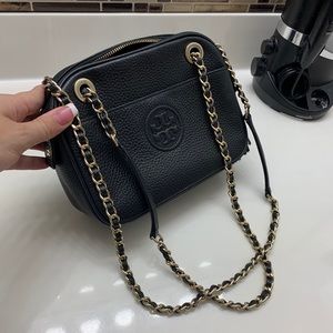tory burch black crossbody